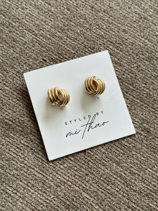 Simple Geometric Staggered Alloy Stud Earrings